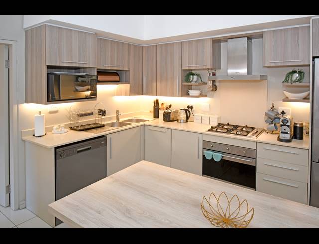 2 BEDROOM APARTMENT FOR SALE IN ROSEBANK